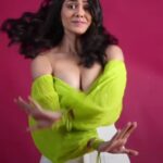 Mrinal Thakur2 Mrinal-Thakur2