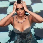 Mrinal Thakur9 Mrinal-Thakur9